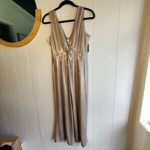 Leith champagne shimmer jumpsuit Sz S V-neck/back, lined sleeveless, NWT